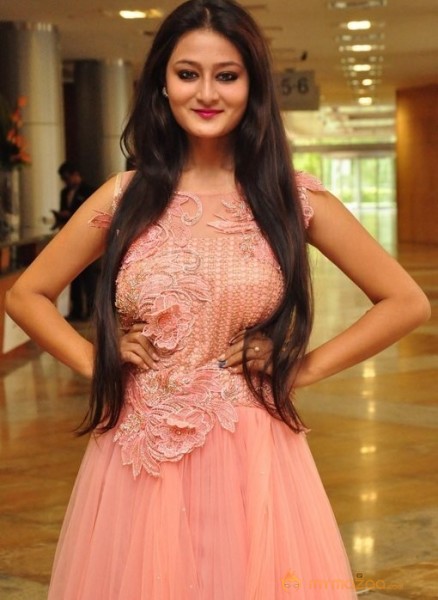 Nilofer New Photos Gallery