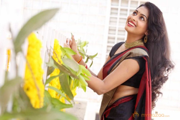  Nitya Naresh Saree Stills 