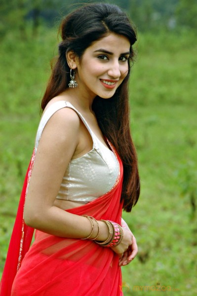  Parul Gulati 