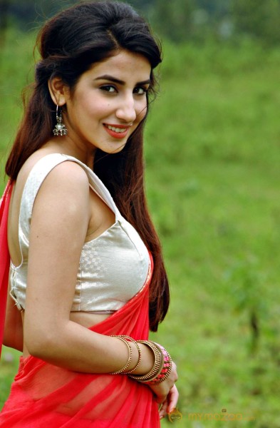  Parul Gulati 