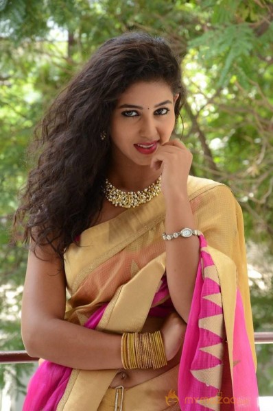 Pavani Stills At Vasudhaika 1957 Movie 