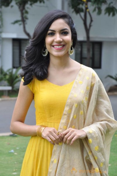 Pellichoopulu Fame Ritu Varma Latest Pics