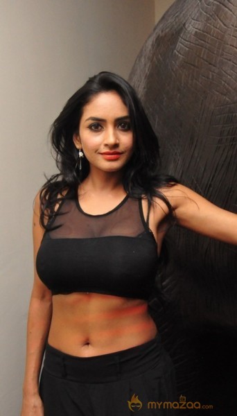 Pooja Sree one more Hot Photoshow