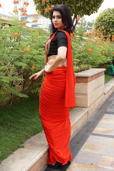  Priyanka Ramana Red Saree Pics 