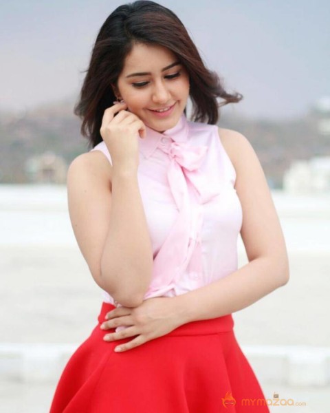 Rashi Khanna Stills @ Supreme Interview