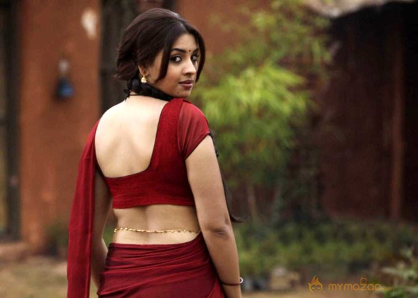  Richa Gangopadhyay 