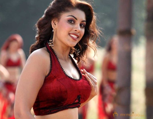  Richa Gangopadhyay 