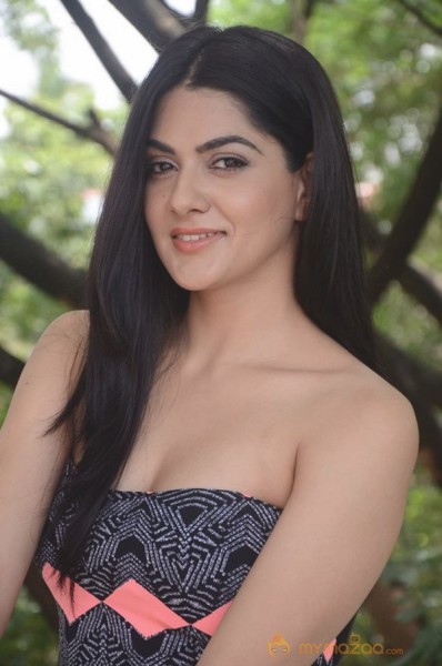 Sakshi Chowdary  Glam Pics