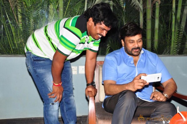 Sampoornesh Babu met Chiranjeevi latest photos