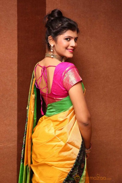  Sangeetha Kamath Photoshoot 