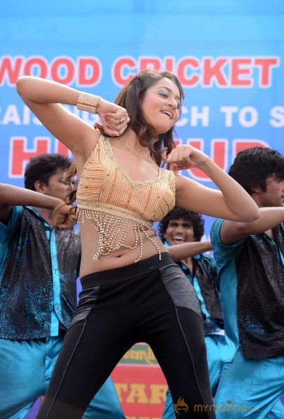  Shanvi Dance At Hudhud Fund Raising 