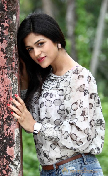  Shraddha Das Punnami Rathri Movie Stills 