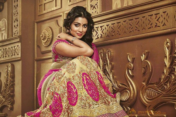 Shriya Saran Latest Photo shoot stills