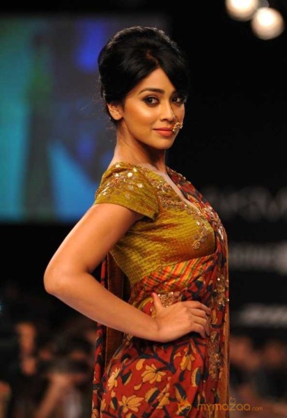  Shriya Saran 