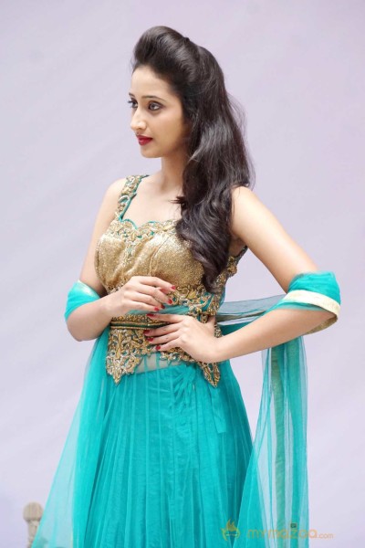  Soumya Glamour Photoshoot 