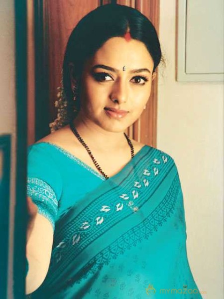  Soundarya 