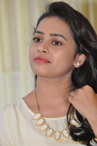 Sri Divya Stills At Rayudu Movie Press Meet