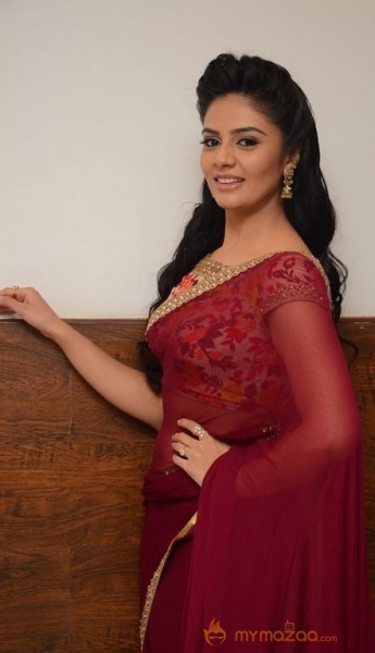 Srimukhi Hot Stills at Pelli Choopulu Audio 