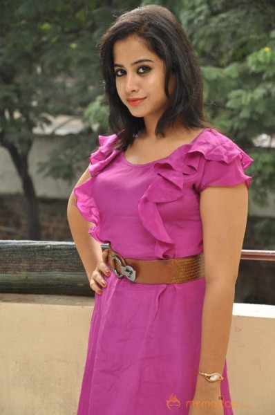  Swathi Deekshith 