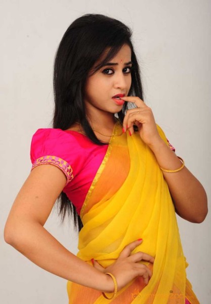  Swathi Deekshith 