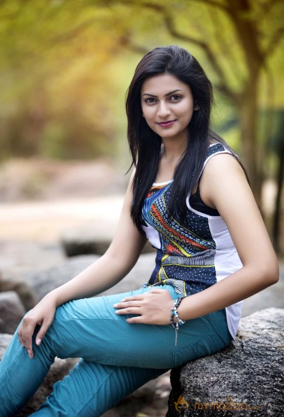  Swetha Varma 