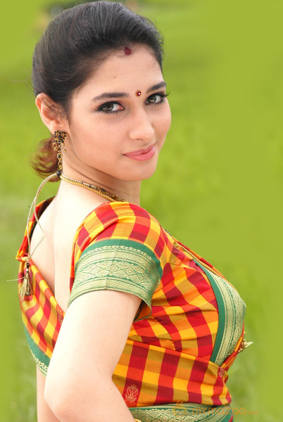  Tamanna Bhatia 