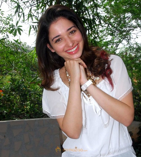 Tamanna cute pic