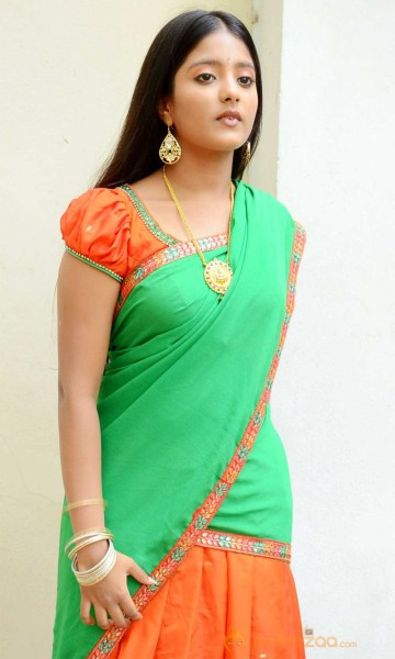  Ulka Gupta Photoshoot On Green Color Half Saree 