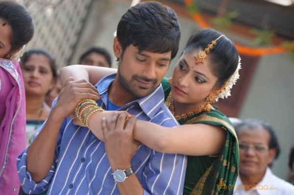 Abbai Class Ammai Mass Movie Stills