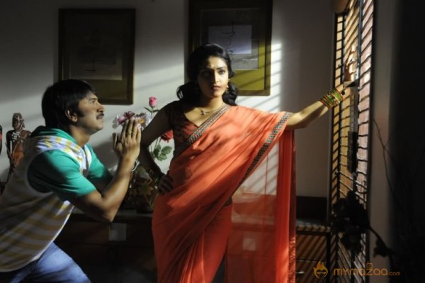 Abbai Class Ammai Mass Movie Stills