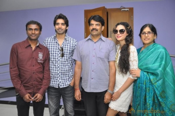 Adda Movie PressMeet Photos