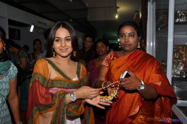 Aksha At Trendz Summer Fashion Exhibition Launch 