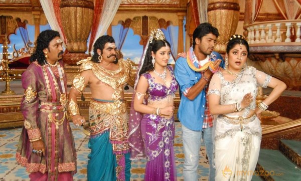 Allari Naresh Yamudiki Mogudu Movie Stills