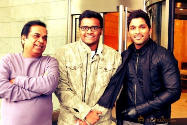 Allu Arjun Iddarammayilatho Working Stills