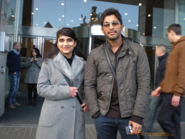 Allu Arjun Iddarammayilatho Working Stills