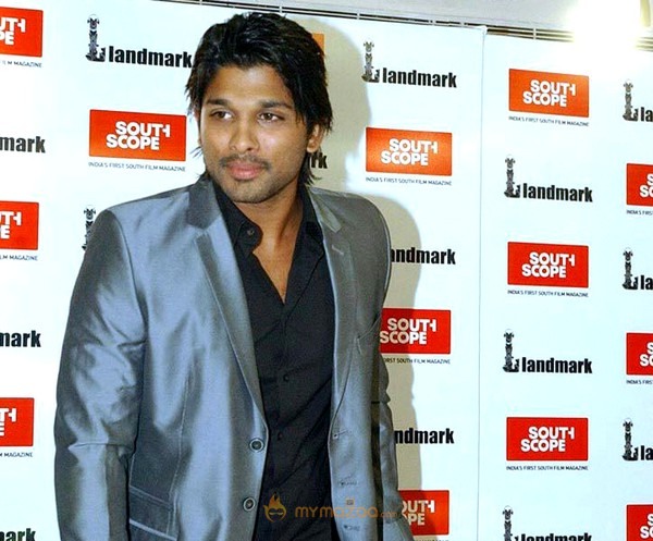 Allu Arjun at South Scope Gallery