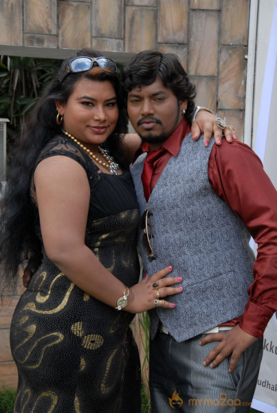 Amma Nana Ooruvelite Movie Photos