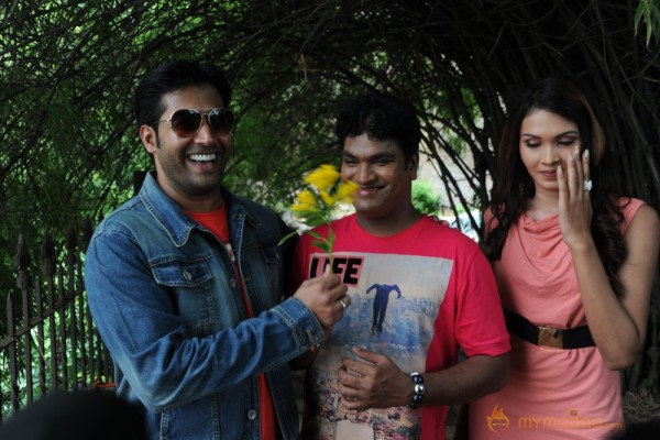 Anandam Malli Modalaindi Movie Opening Photos