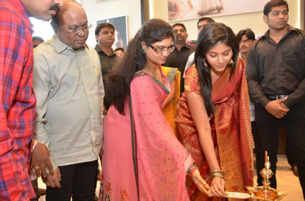 Anjali Launch Womans World Showroom 