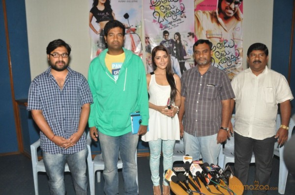 Athadu Aame O Scooter Movie Press Meet Photos