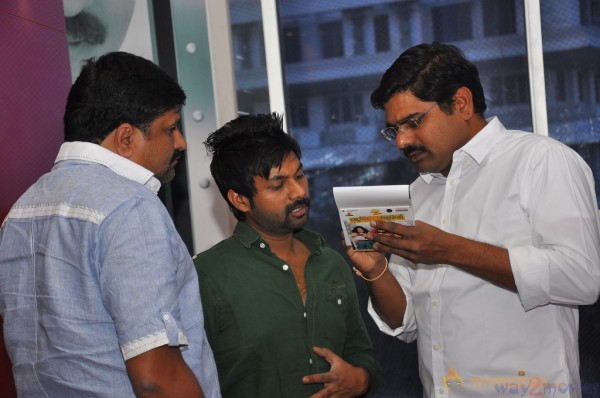 Back Bench Student Movie Platinum Disc Function Gallery 