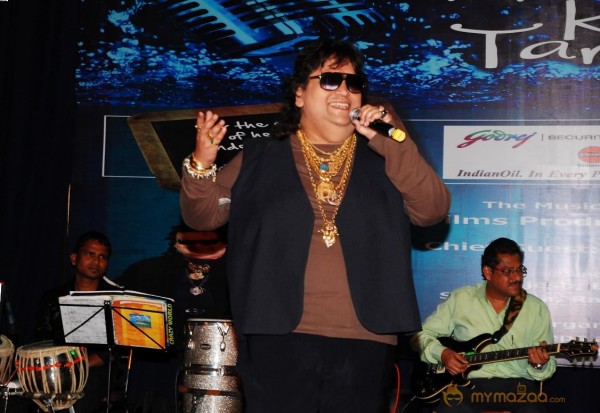 Bappilahiri Performs At Rimzimketaranemons Photos