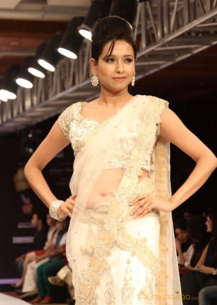 Blenders Pride Fashion Week 2012 2nd Day Photo Gallery