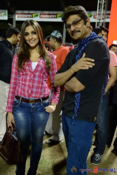 CCL 3 Celebs At LB Stadium 