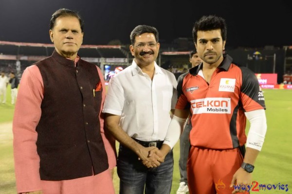 CCL 3 Celebs At LB Stadium 