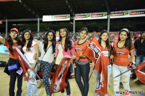 CCL 3 Celebs At LB Stadium 