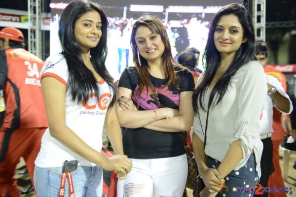 CCL 3 Celebs At LB Stadium 