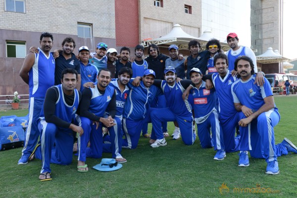 CCL 3 Telugu Warriors Team Practising At Ranchi 