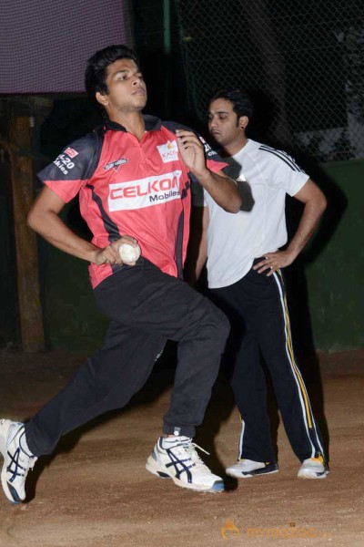 CCL 3 Telugu Warriors Team Practising For Semifinals 