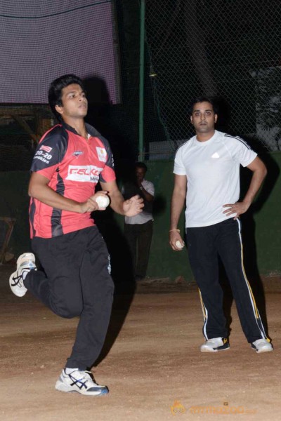 CCL 3 Telugu Warriors Team Practising For Semifinals 